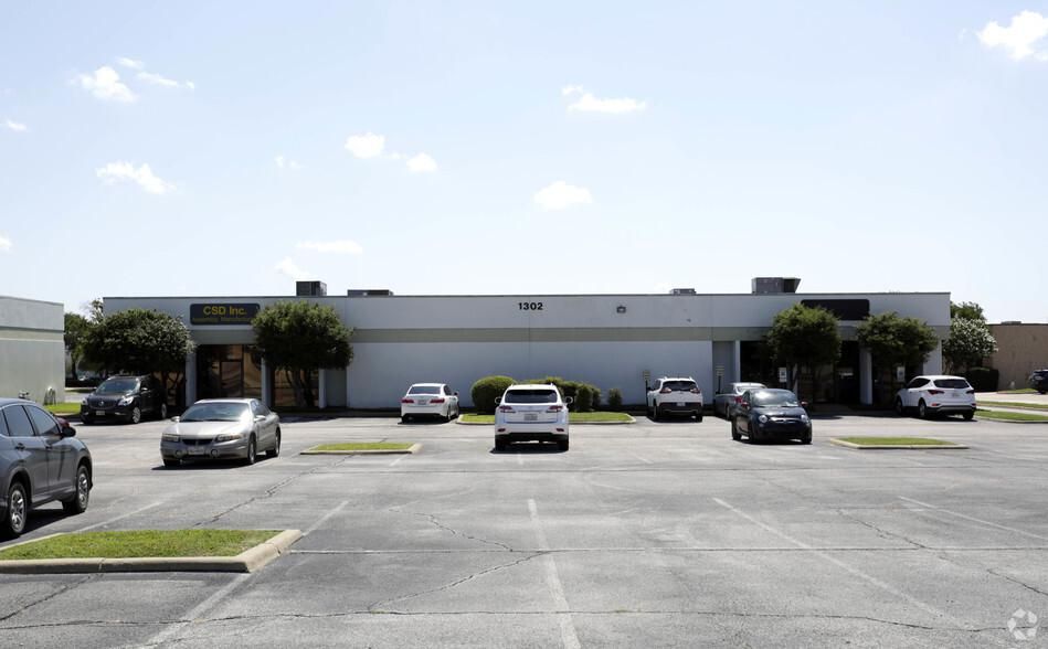 Tech Center I 1302 Exchange Dr photo 4
