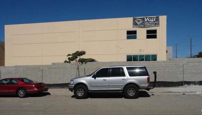 Warehouse Space for Rent at 15823 W Monte St Sylmar, CA 91342 - #6