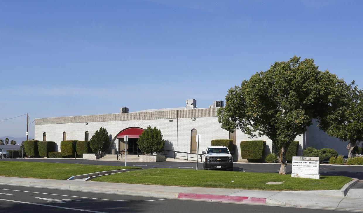 Industrial Property For Lease photo 1