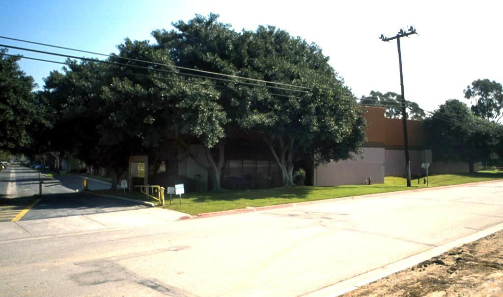 Industrial Property for Lease photo 3