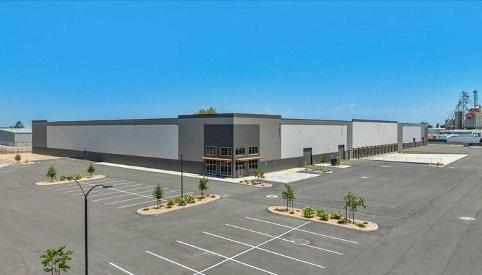 Warehouse Space for Rent at 30078 Bradham Dr. Visalia, CA 93291 - #3