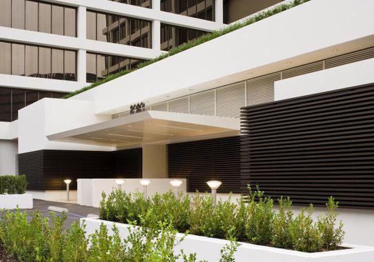 SUBLEASE: Prime Beverly Hills - 2nd Floor