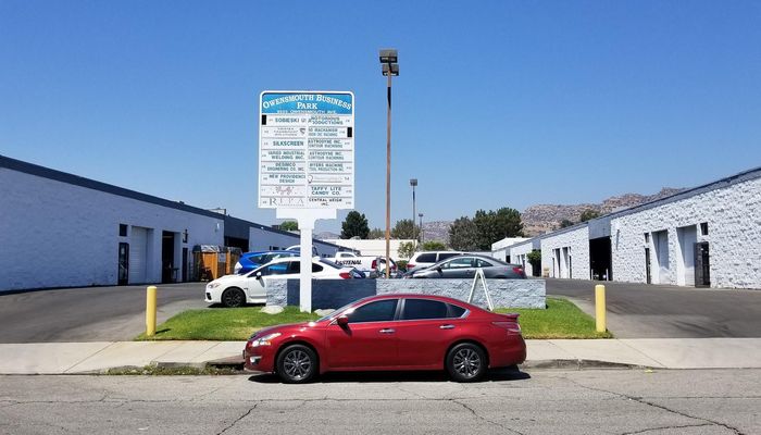 Warehouse Space for Rent at 9555 Owensmouth Ave Chatsworth, CA 91311 - #4