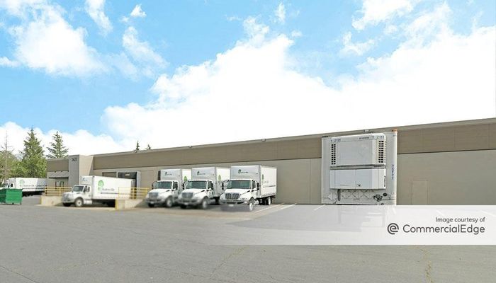 Warehouse Space for Rent at 3621 Seaport Blvd West Sacramento, CA 95691 - #2