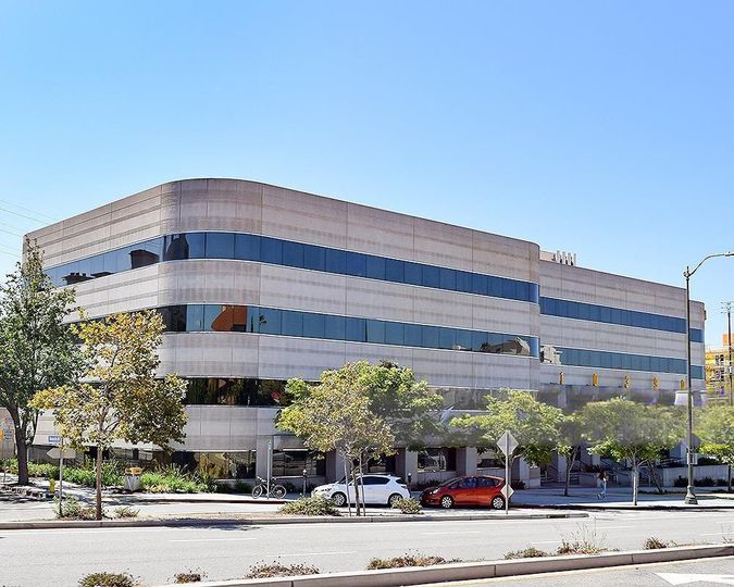10390 Santa Monica Blvd