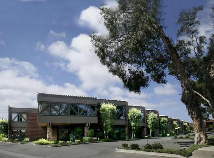Plaza Del Amo Business Center