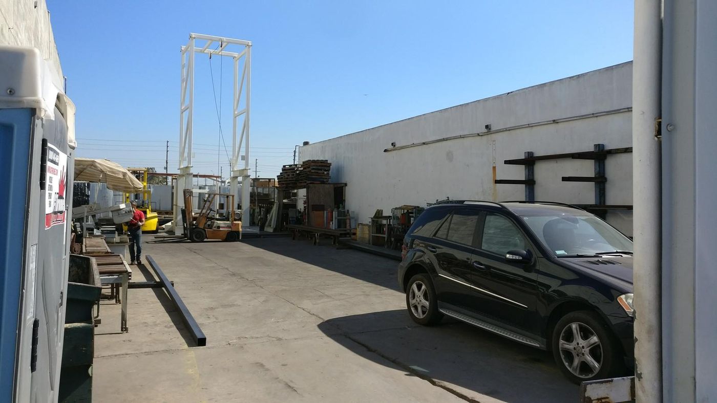 319-333 E. Harry Bridges Blvd. photo 3