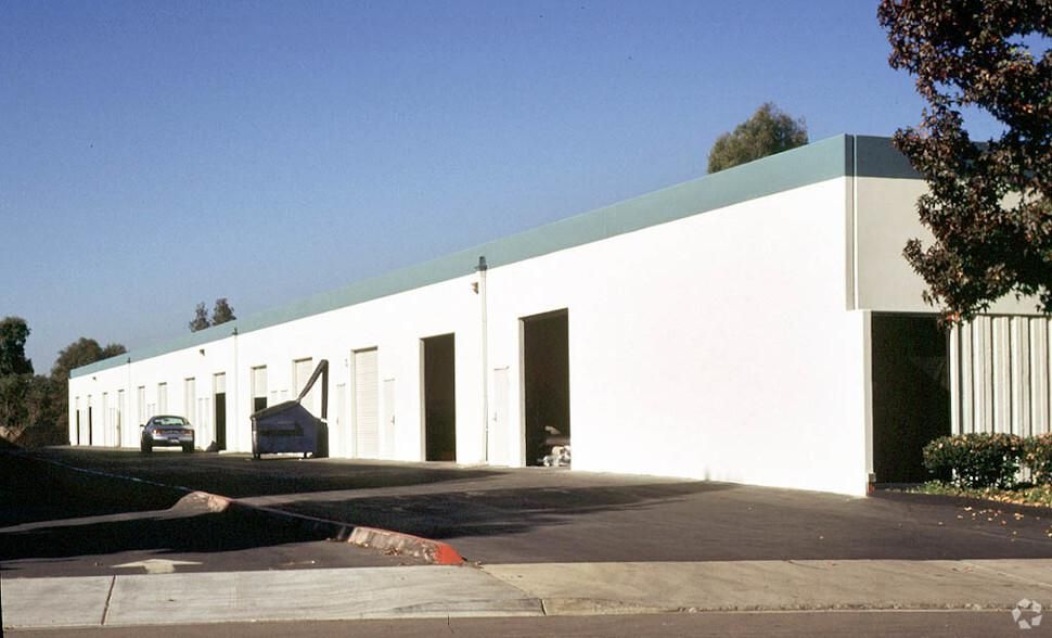9040 Carroll Way photo 3