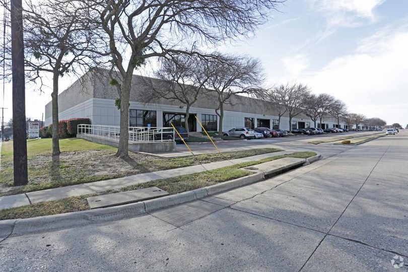 Building 5 1700 Capital Ave