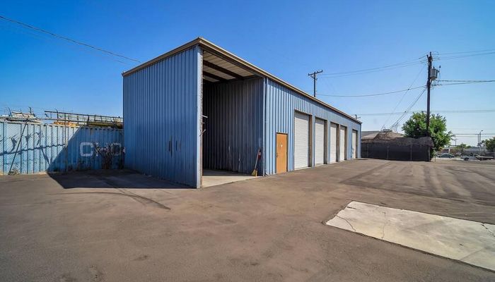 Warehouse Space for Rent at 14208 Towne Ave Los Angeles, CA 90061 - #56