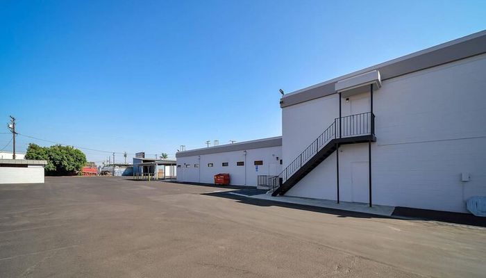 Warehouse Space for Rent at 14208 Towne Ave Los Angeles, CA 90061 - #59