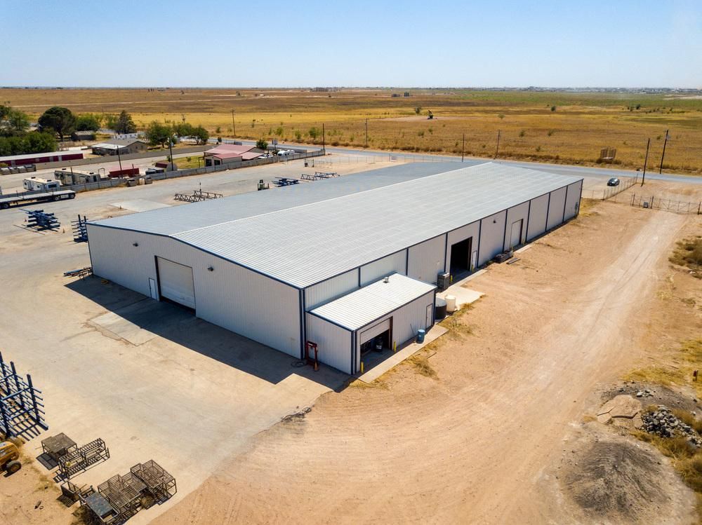 27,488 SF Crane Served Shop with Wash-Bay photo 4