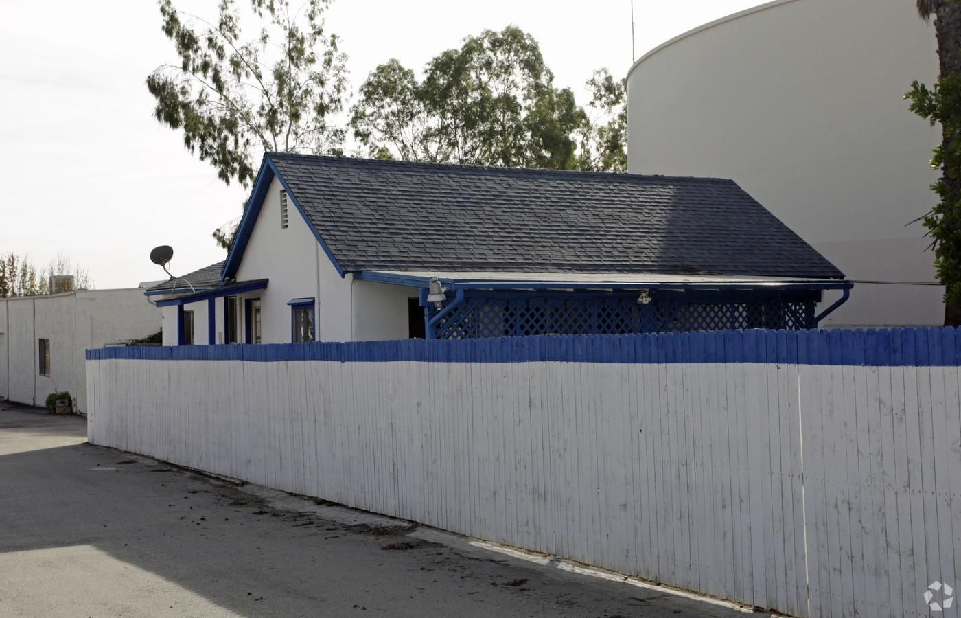 Industrial Property For Sale photo 1