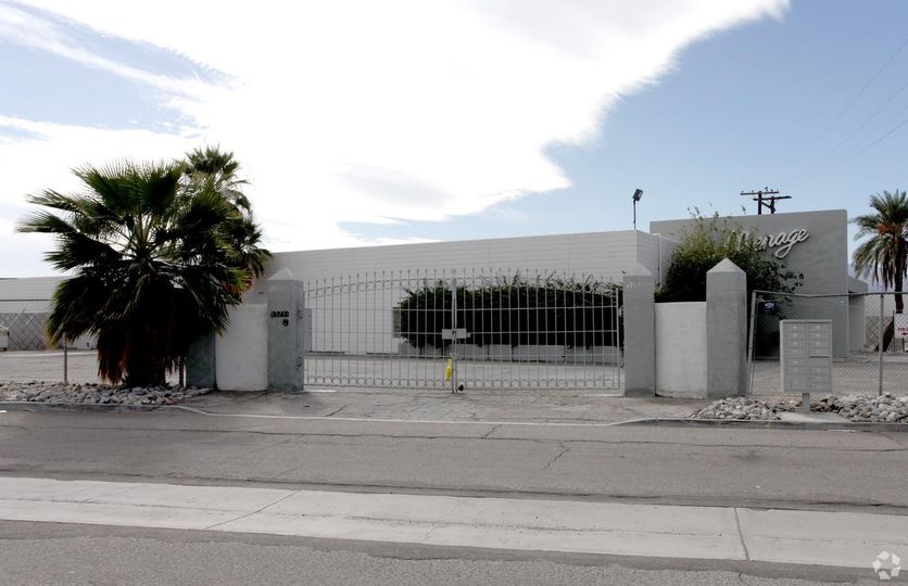 Menage Building