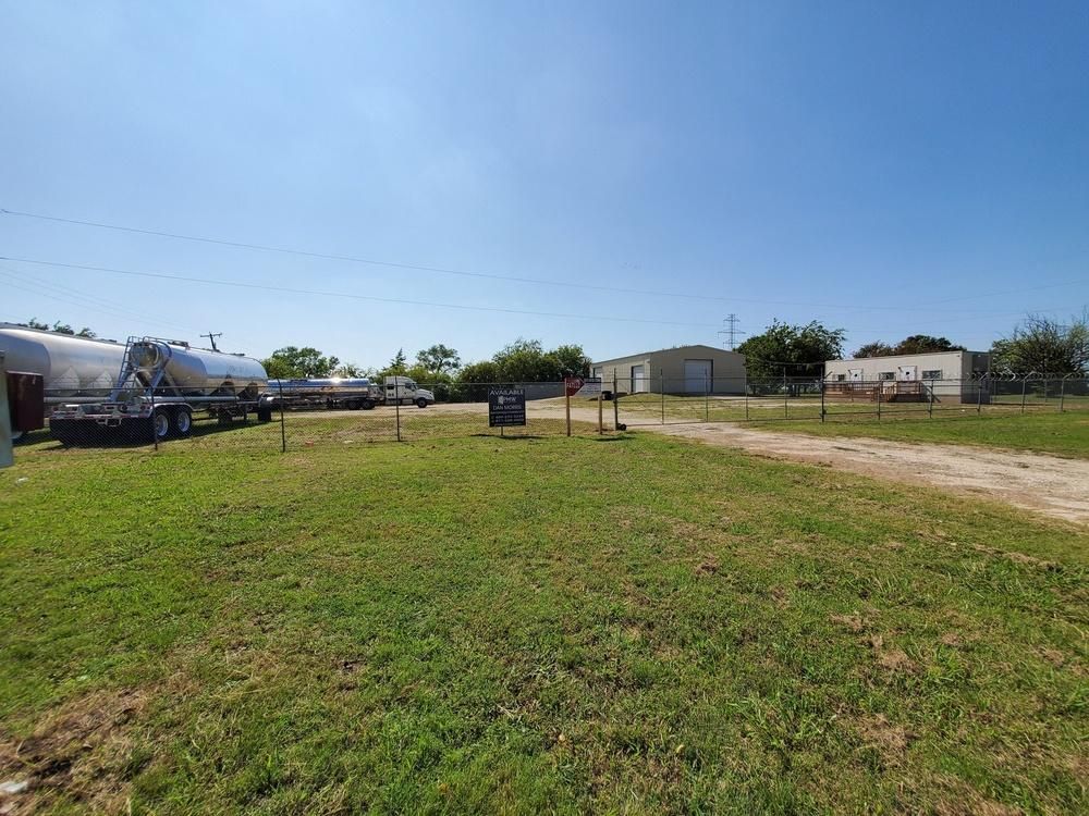 732 County Rd 214 photo 1