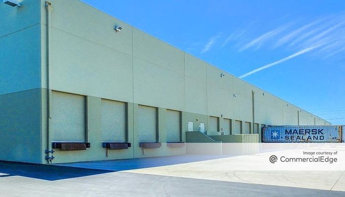 Warehouse Space for Rent at 14101 Rosecrans Avenue La Mirada, CA 90638 - #4