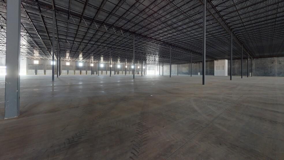 Cane Island Business Center 500 Morris Oliver Way photo 4