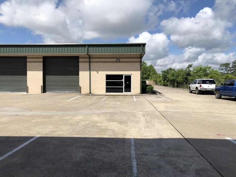 Greenwood Business Park 16721 Hollister St photo 4