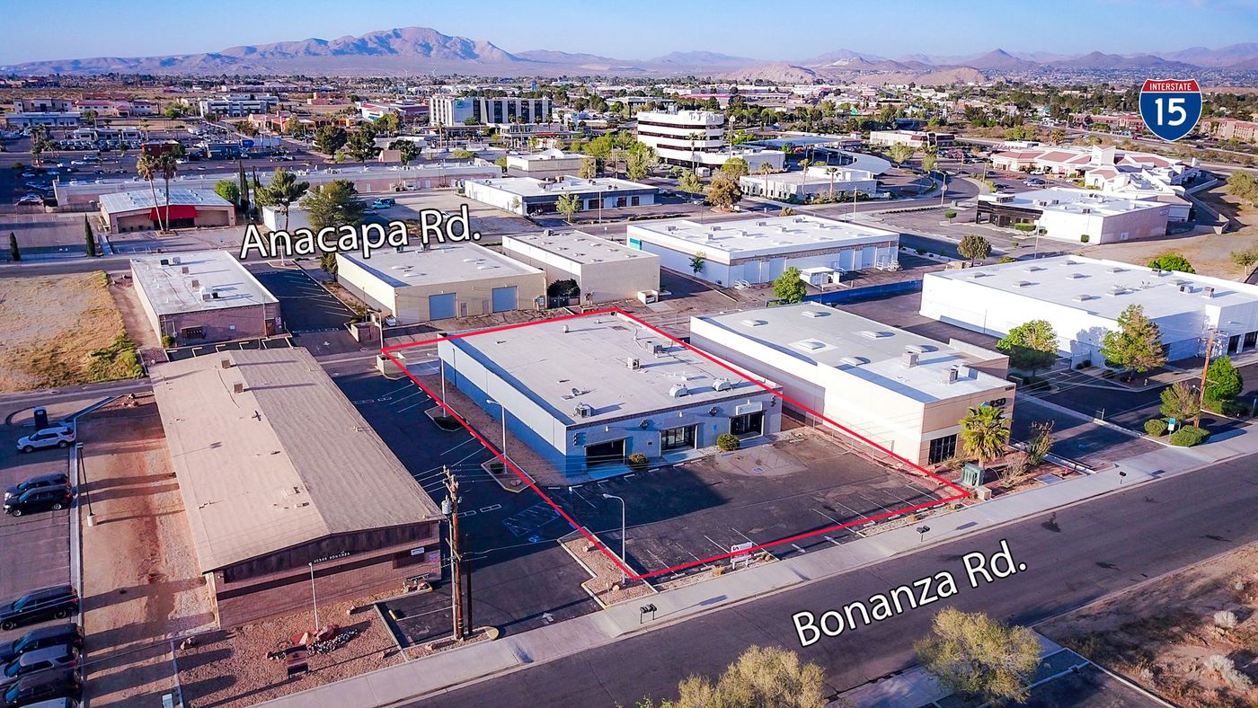 15354 Bonanza Rd photo 4