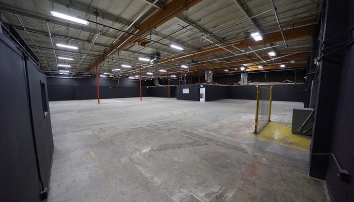 Warehouse Space for Rent at 8427 Canoga Ave Canoga Park, CA 91304 - #5