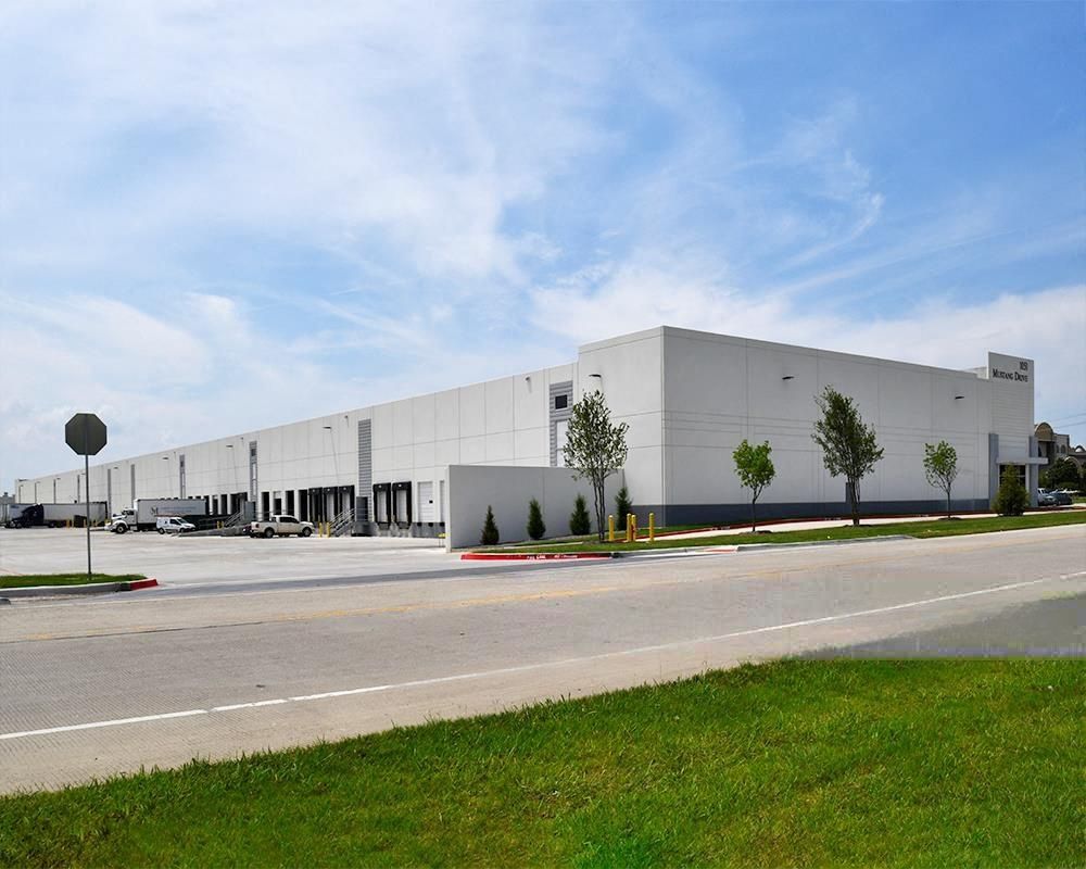 DFW Global Logistics Centre - Bldg 8 photo 2