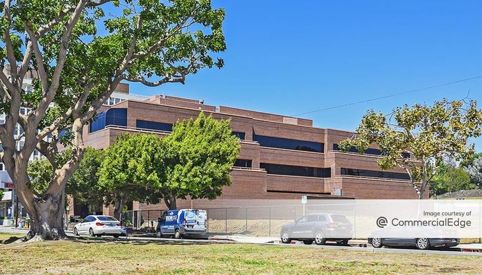 Office Space for Rent at 11999 San Vicente Blvd Los Angeles, CA 90049 - #3