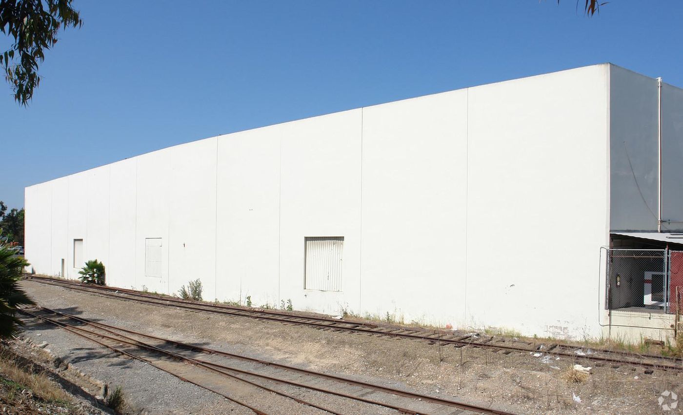 Industrial Property For Lease photo 4