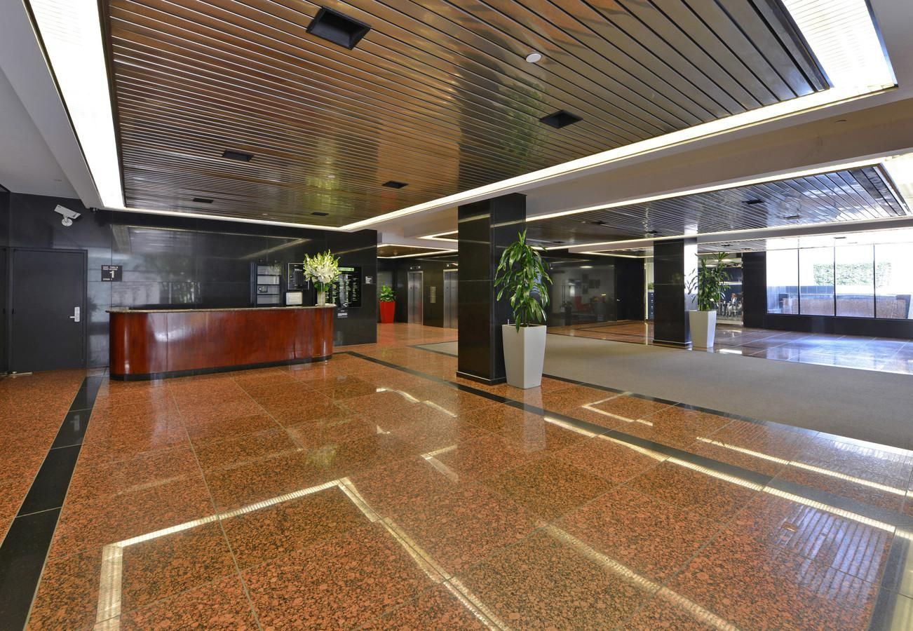 9107 Wilshire Blvd Small Offices photo 3