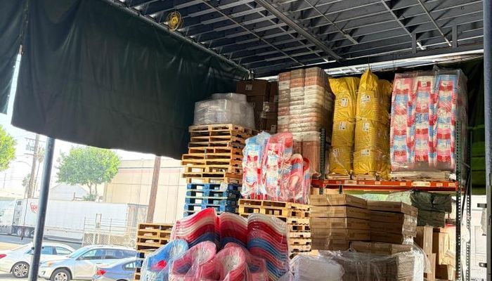 Warehouse Space for Rent at 4724 S Boyle Ave Vernon, CA 90058 - #23