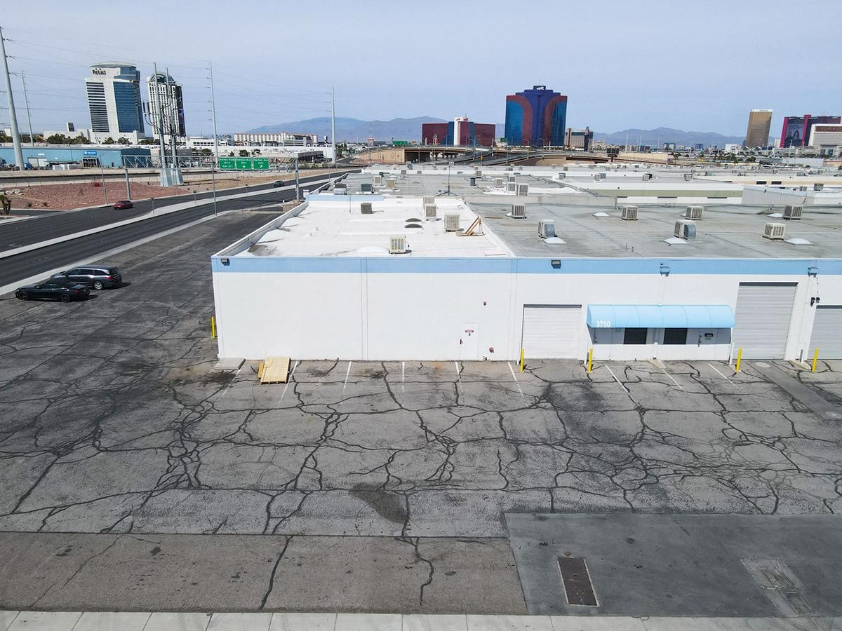 The Valley View Suites photo 3