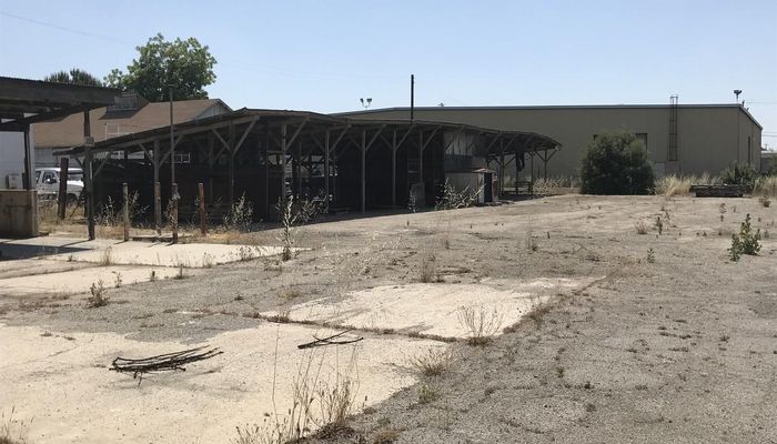 Warehouse Space for Sale at 1505 N Thesta St Fresno, CA 93703 - #24