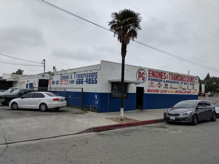 Multiple Spaces Property For Lease