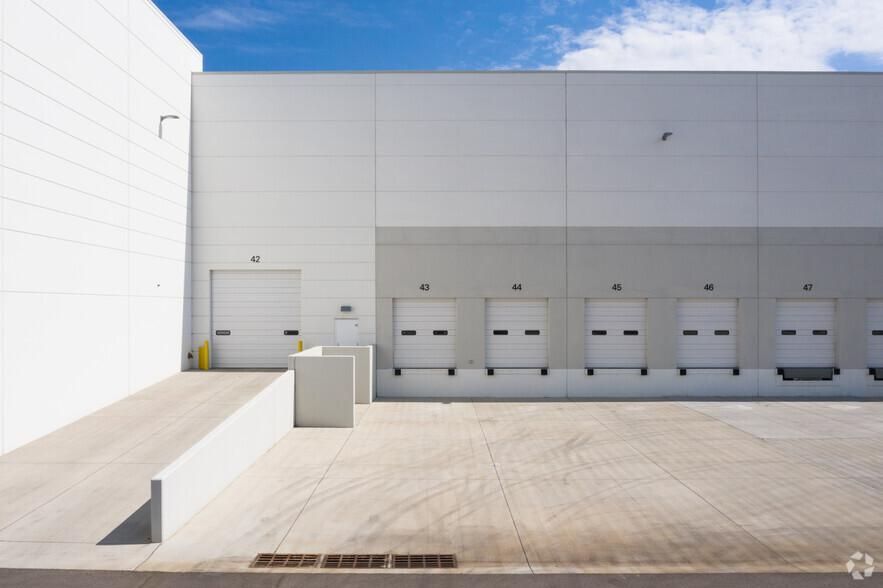 Prologis Park Central 6030 Washington St photo 3