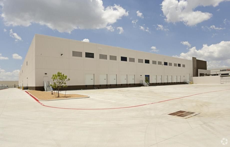 Northgate Distribution Center - West Building 3850 Regency Crest Dr photo 4
