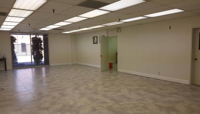 Warehouse Space for Rent at 3651-3653 Sierra Pine Ave Vernon, CA 90058 - #11