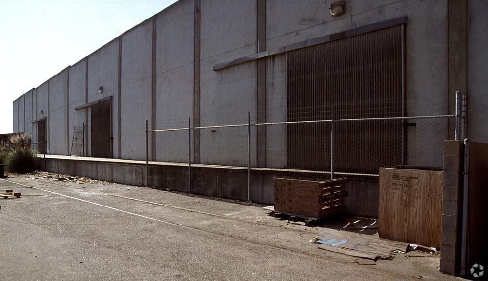 Industrial Property For Lease photo 2