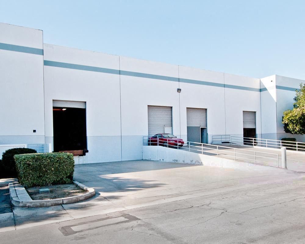 Sixth Street Distribution Center photo 2