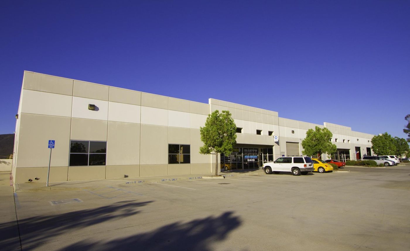 41604 Date Street photo 1