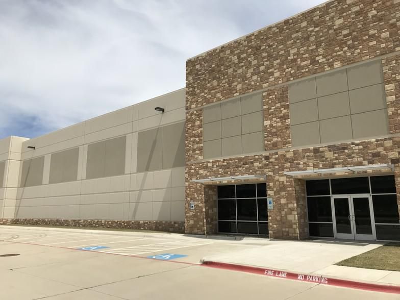 Trinity 161 Trade Center 3100 State Highway 161 photo 2