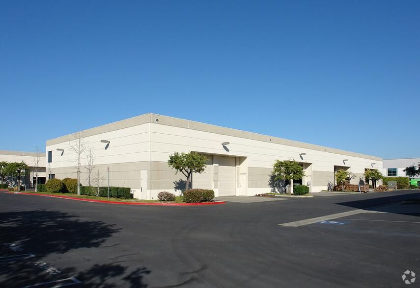 Melron Industrial Park 2360-2364 E Sturgis Rd photo 3