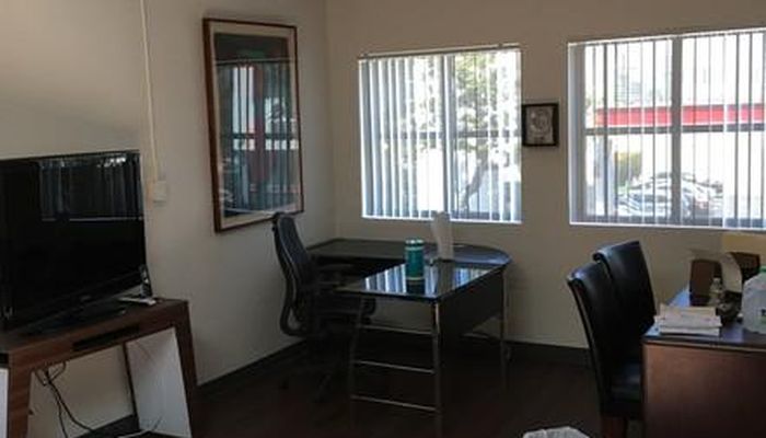 Office Space for Rent at 373 S Doheny Dr Beverly Hills, CA 90211 - #7