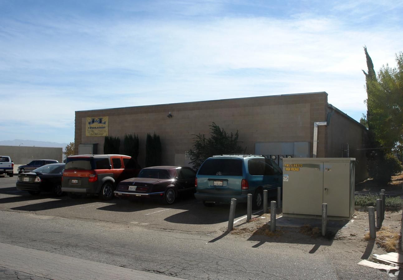 Industrial Property For Lease photo 4