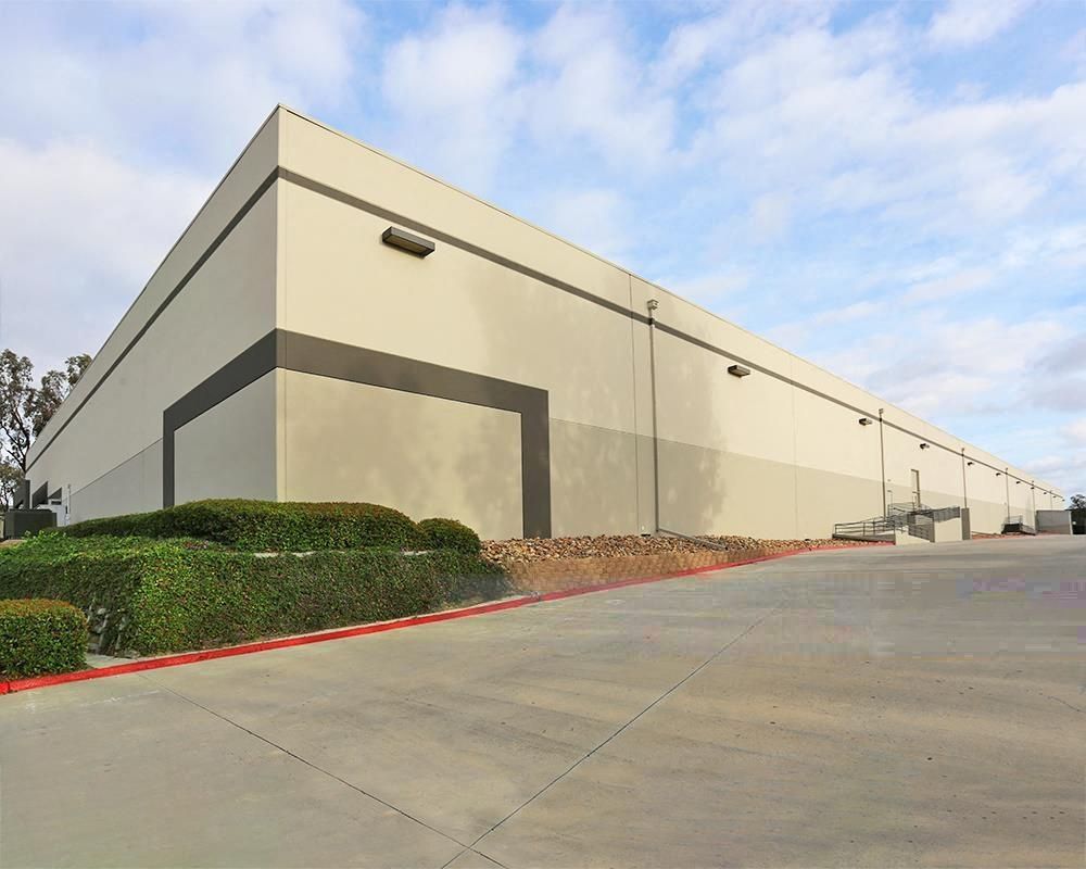 Vista Distribution Center - Bldg. 1 photo 4