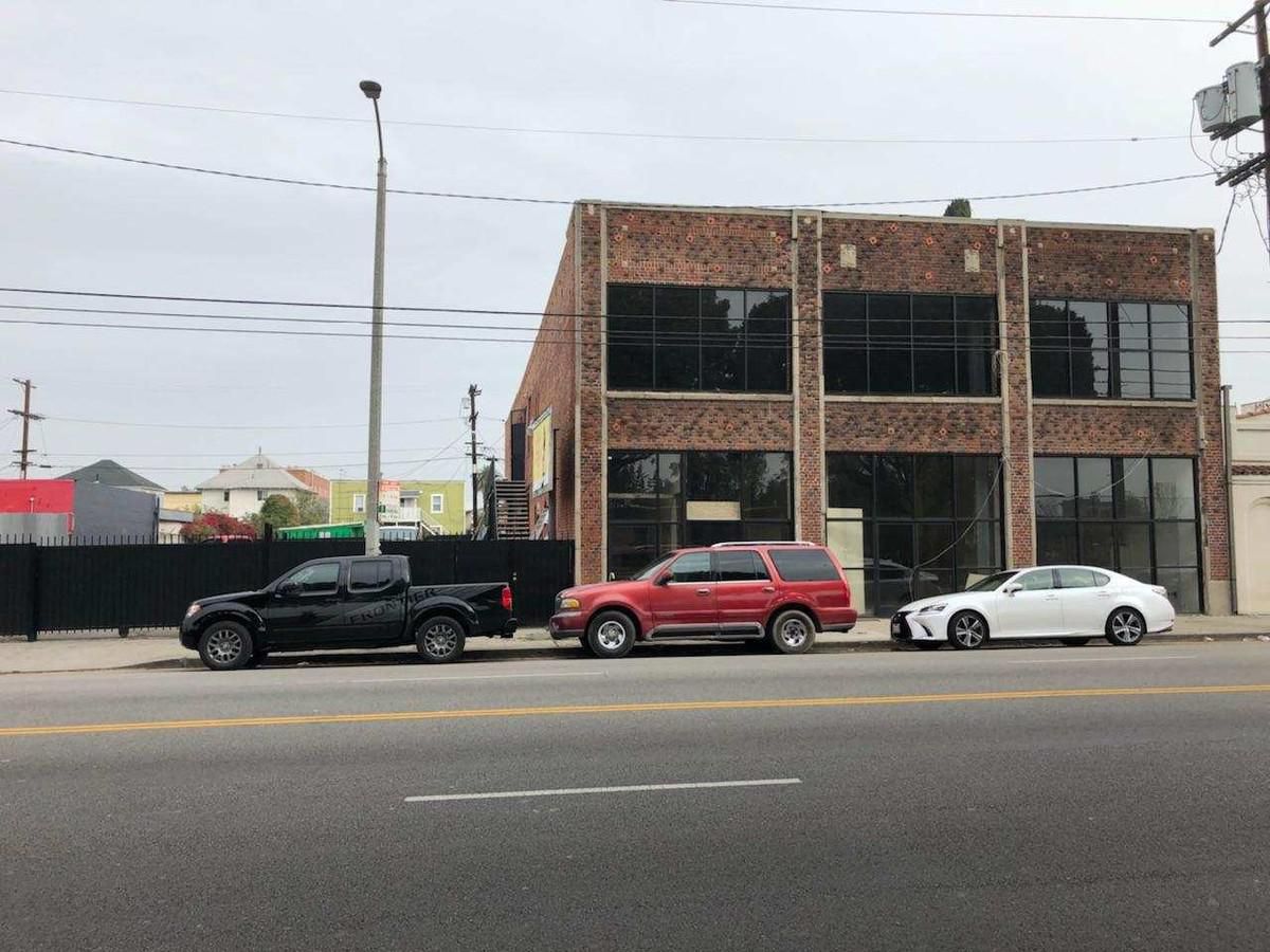 Office/Retail Property For Lease photo 4