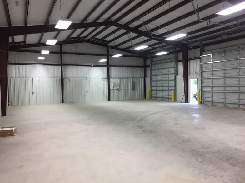 Leopard Business Park 8233 Leopard St photo 1