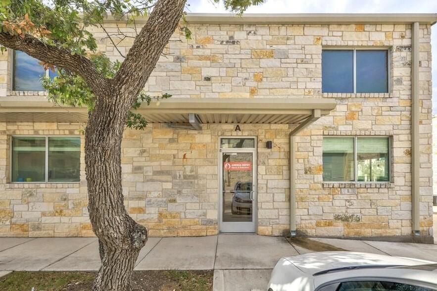 Building 20, Unit A 2000 Windy Ter photo 1