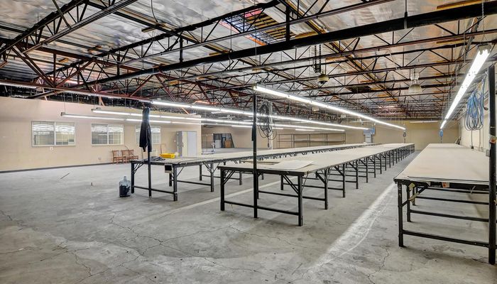 Warehouse Space for Rent at 2444 Porter St Los Angeles, CA 90021 - #125