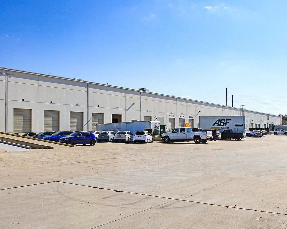 Prologis Metric Center - Building 8 photo 1