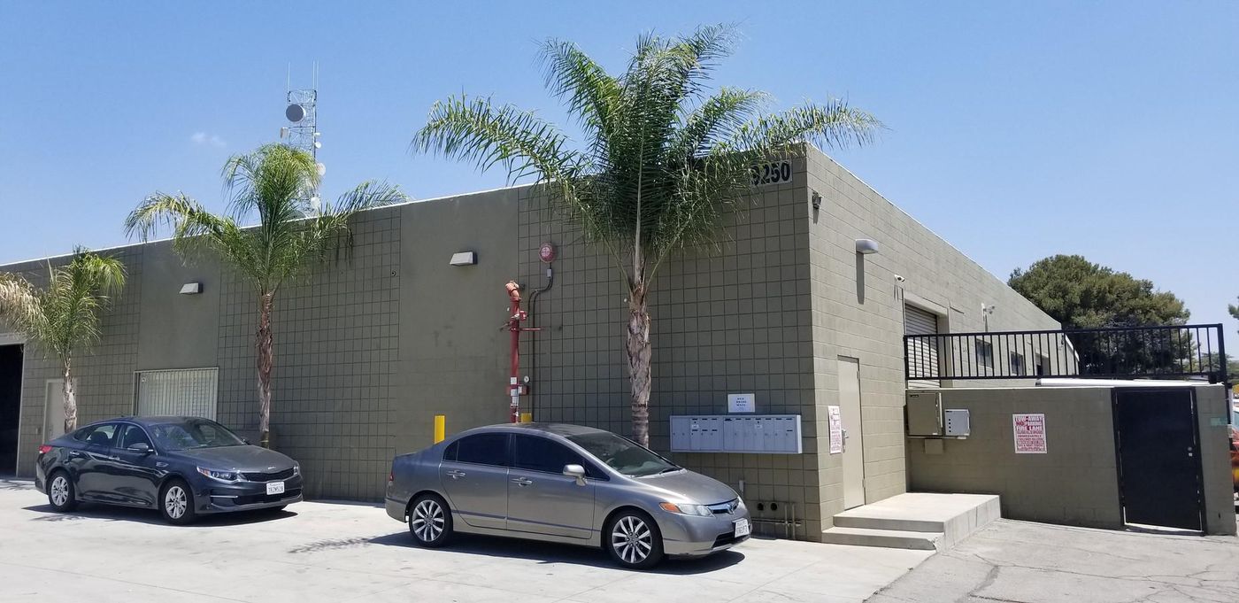 Industrial Property For Lease photo 1