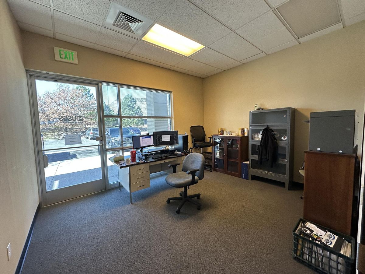 4620 Technology Dr photo 4